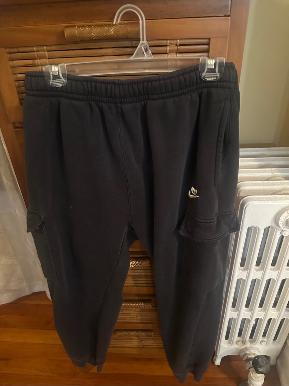Nike Black Sweatpants Joggers with Cargo Pockets